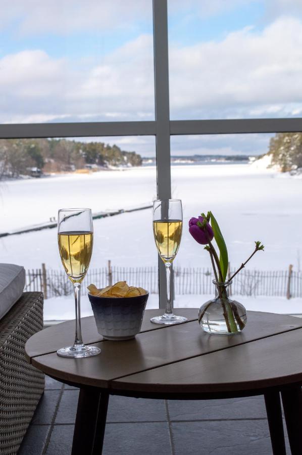 Skeviks Gård Hotel Gustavsberg Eksteriør billede