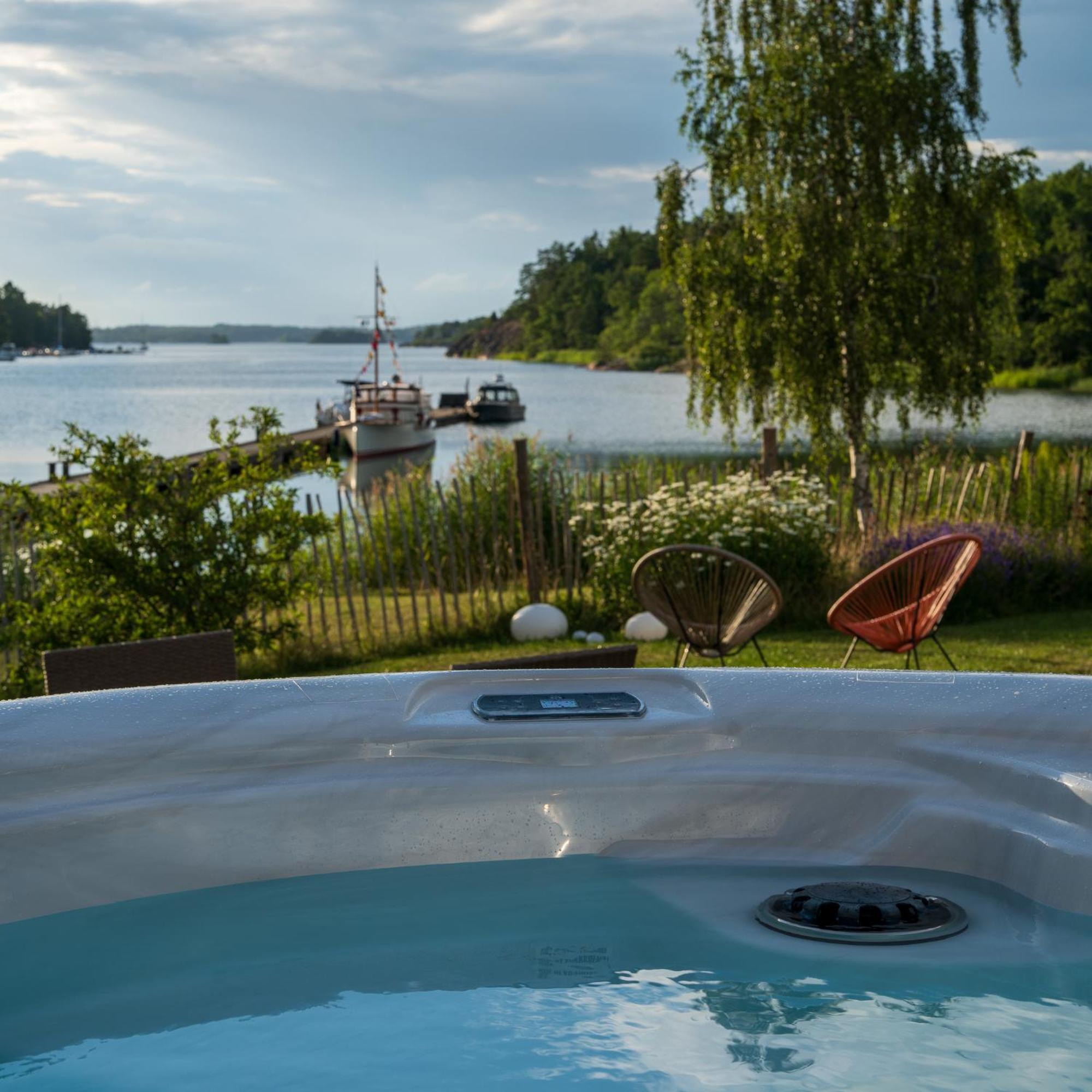 Skeviks Gård Hotel Gustavsberg Eksteriør billede